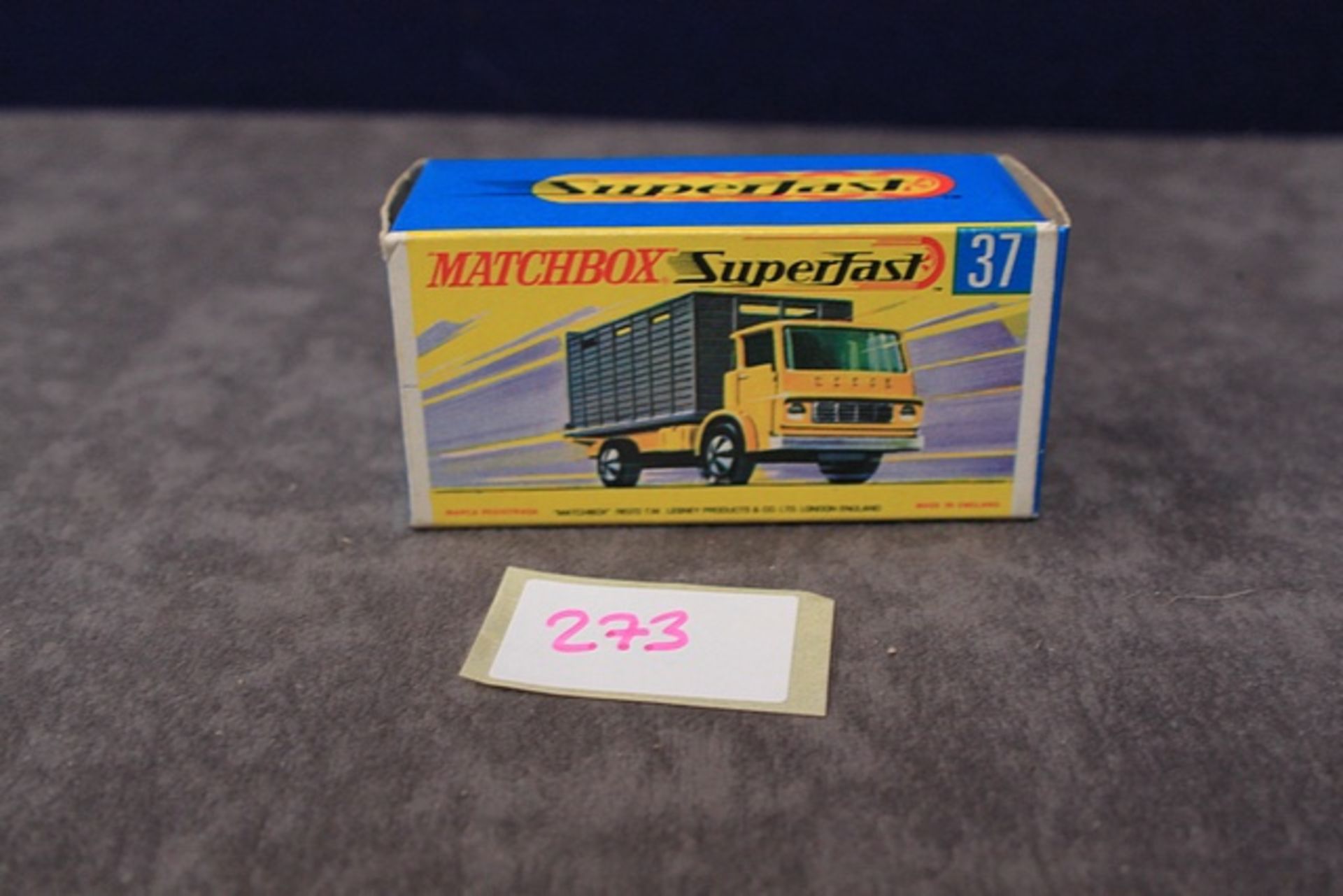 Mint Matchbox Superfast Diecast # 37 Cattle Truck In Yellow With Cattle In Crisp Box - Image 3 of 3