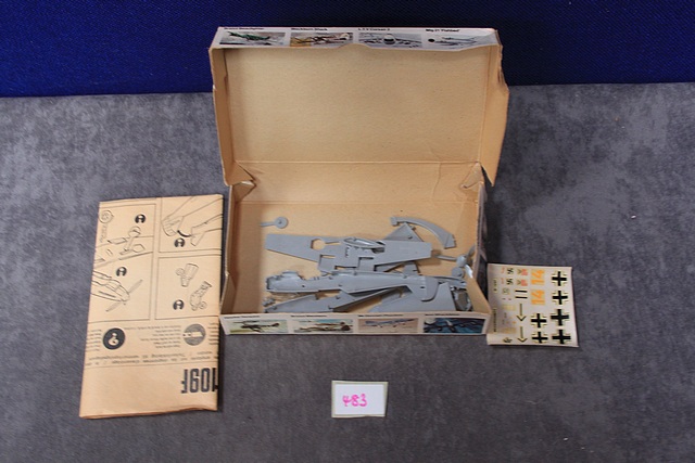 Frog Authentic Scale 1/72 Models Cat No F192 Messerschmitt with instructions in box - Image 2 of 2