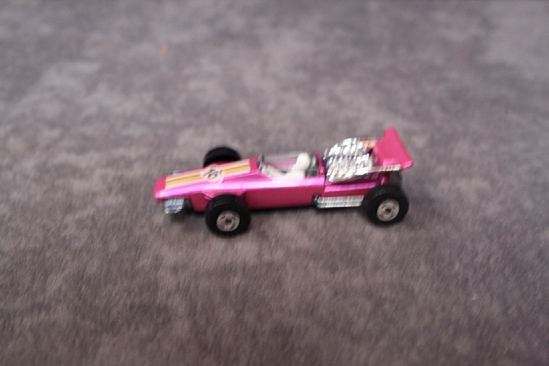 Mint Matchbox Superfast Diecast # 34 Formula 1 Racing Car In Purple With Number 16 In Excellent Box - Image 2 of 3