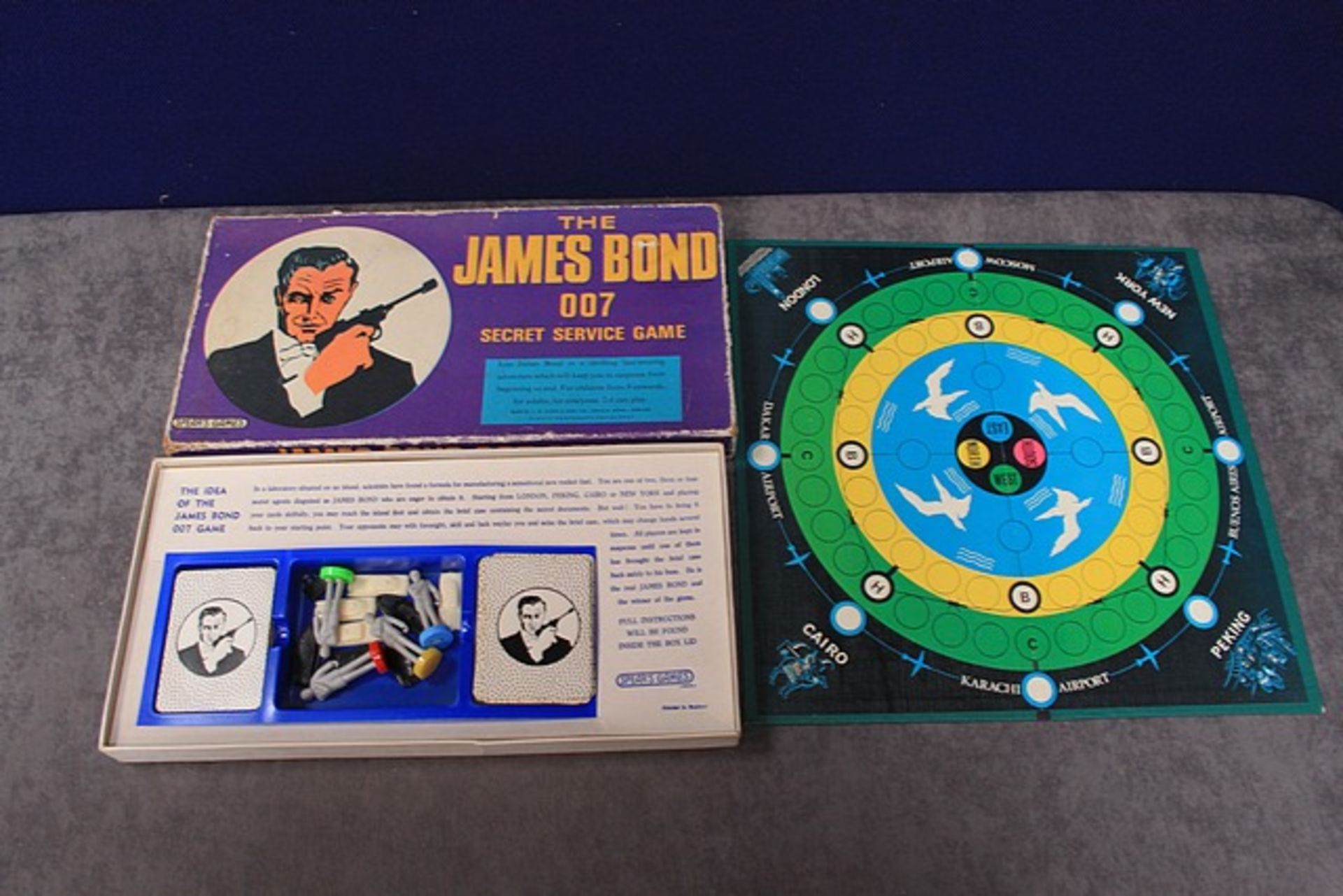 Spears Games Rare 1966 The James Bond 007 Secret Service Game