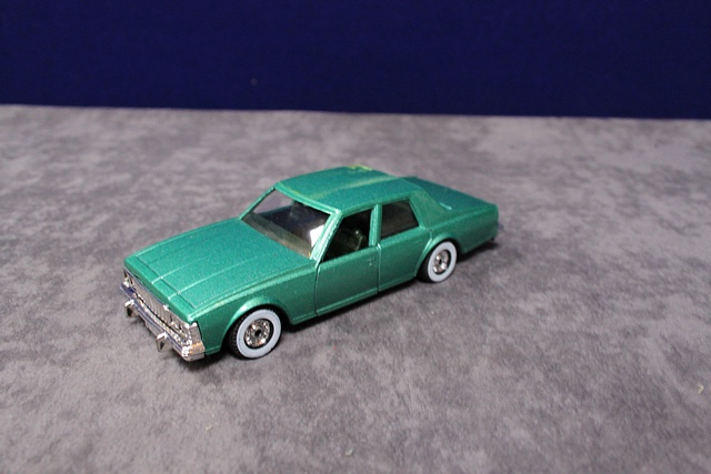 Corgi Diecast Number 325 Chevrolet Caprice With Excellent Box - Image 2 of 3