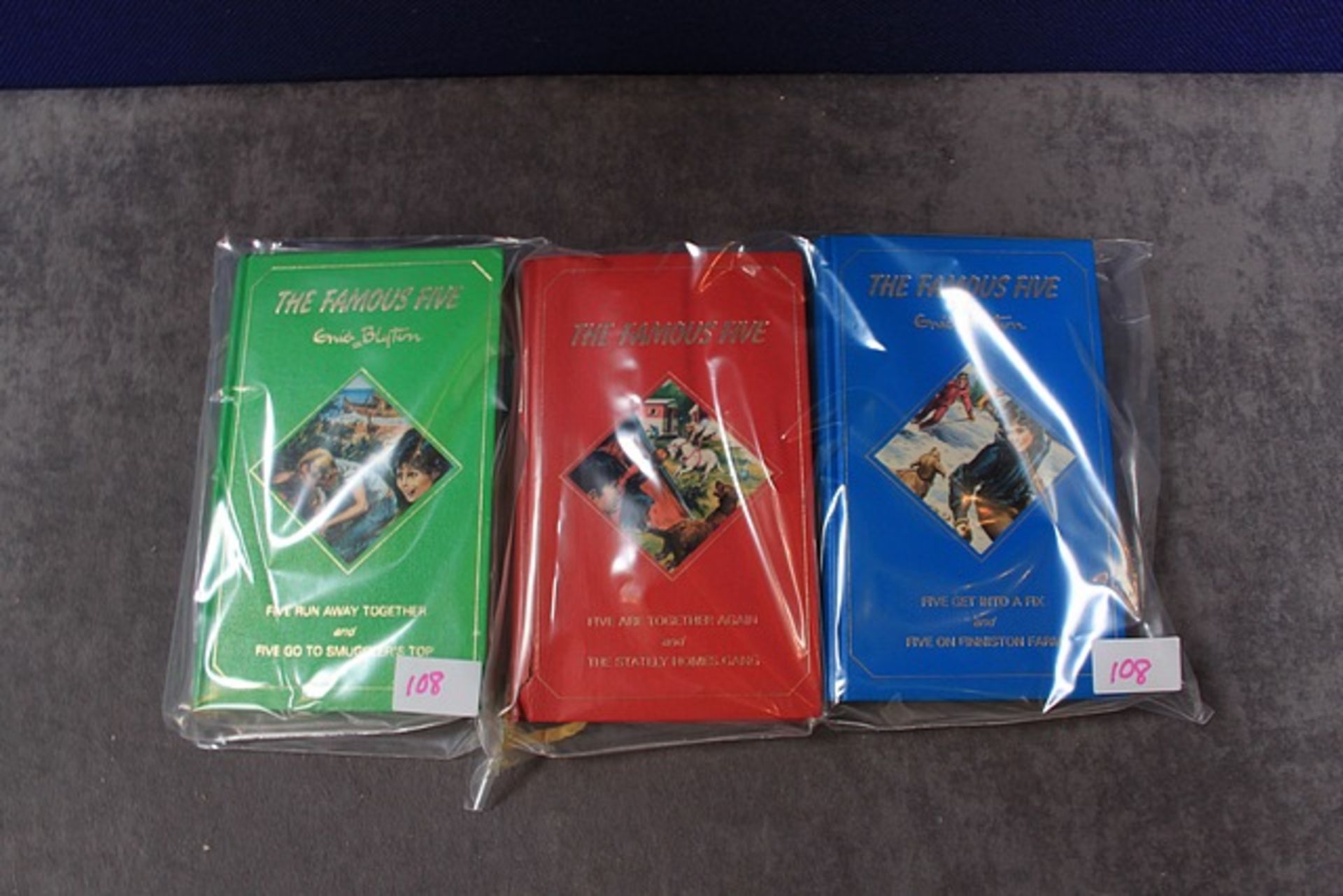 3x Enid Blyton The Famous Five Book Comprising Of; Five Get Into A Fix & Five On Finniston Farm,