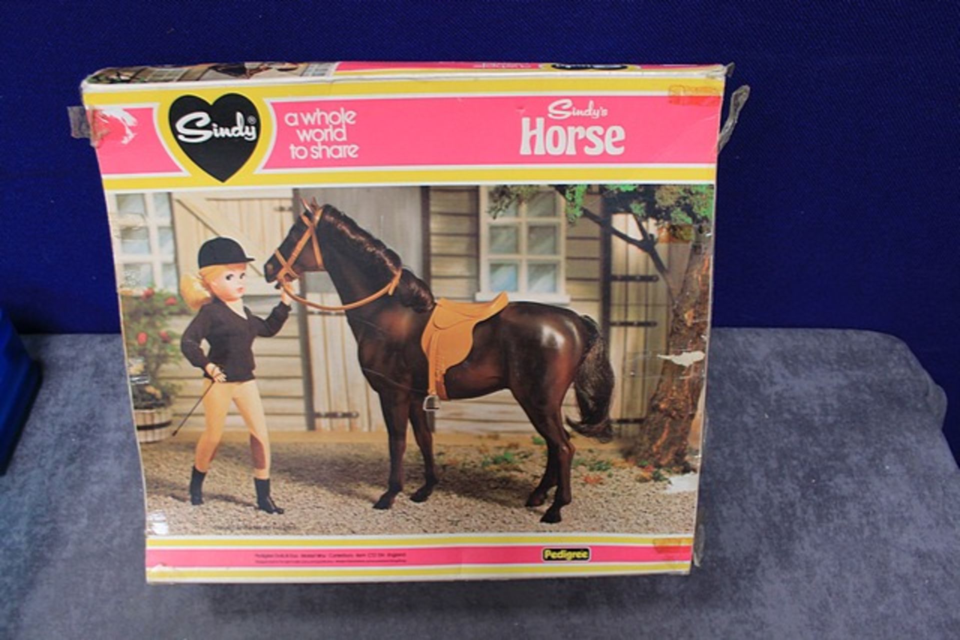 Pedigree Sindy Horse 44569 In Box - Image 2 of 2