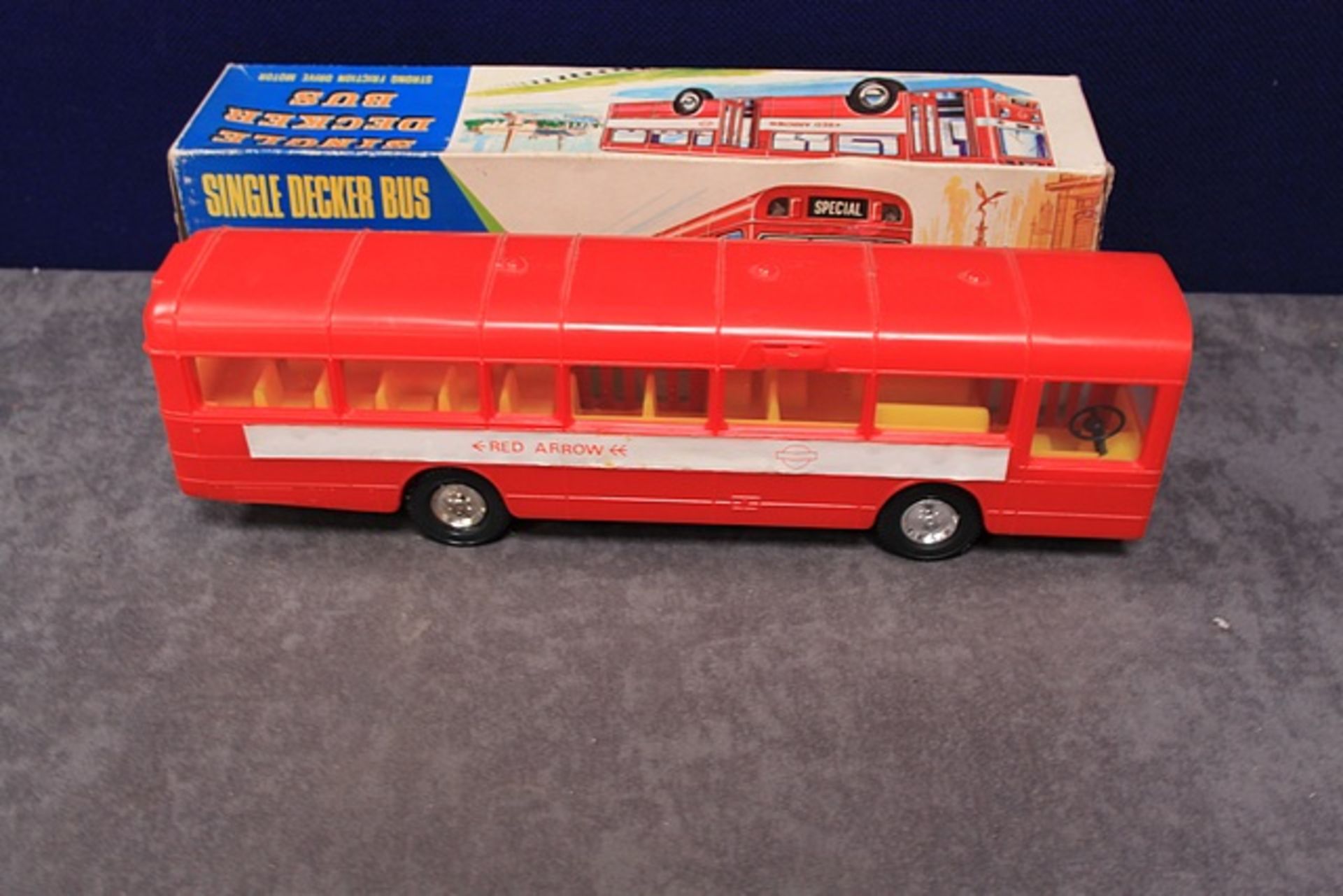 Friction Red Arrow Single Decker Bus No 3107 Made In Hong Kong With Box - Image 3 of 3