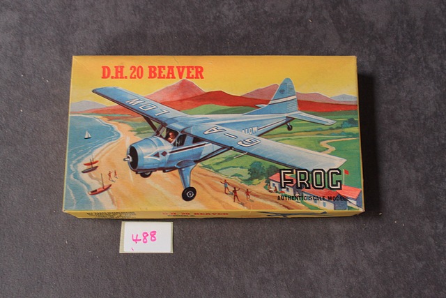 Early Issue Frog Authentic Scale 1/72 Models Cat No 384P DH 20 Beaver with instructions in box