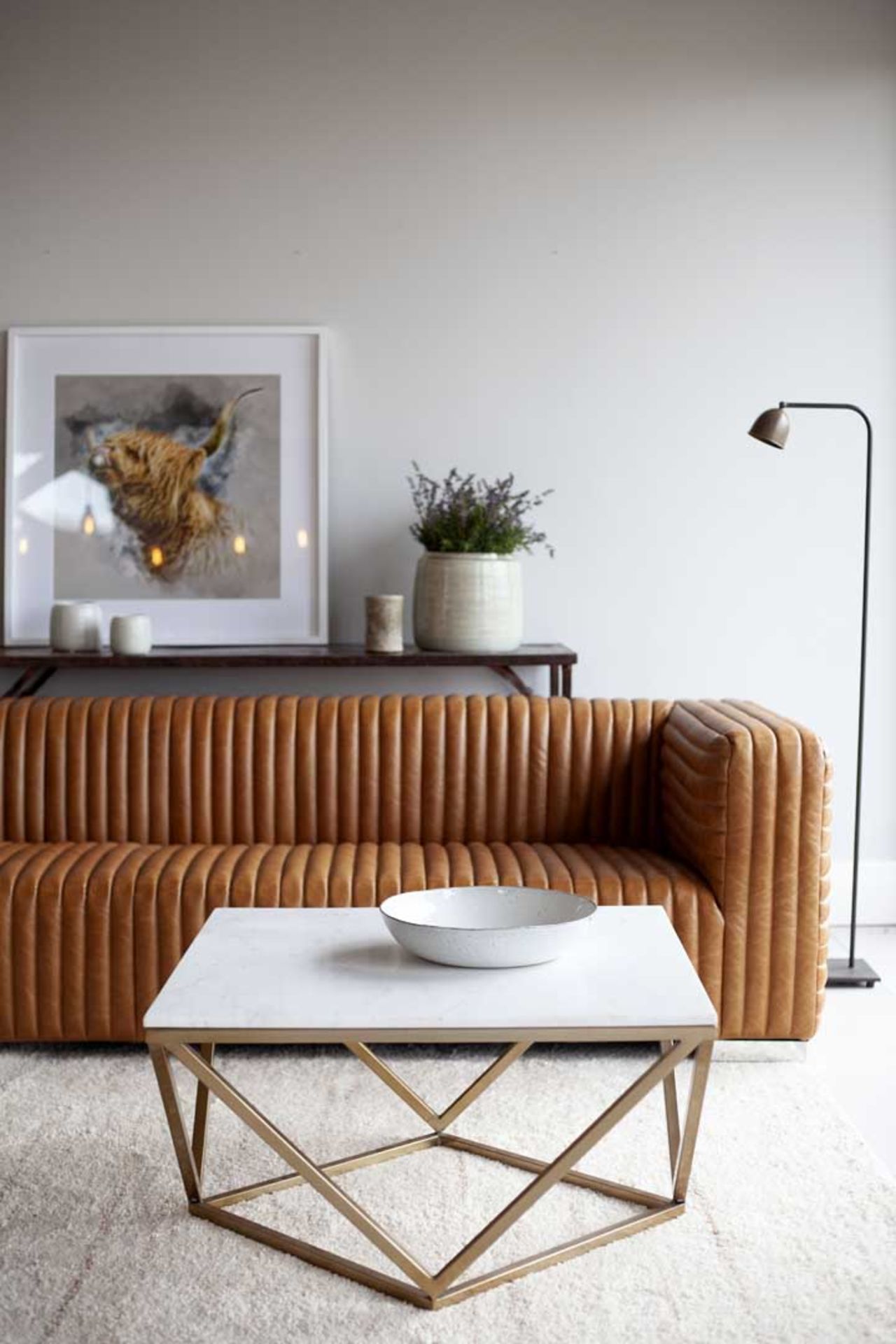 Geometric 30" Coffee Table - White and Gold: A contemporary marble topped coffee table. - Image 2 of 3