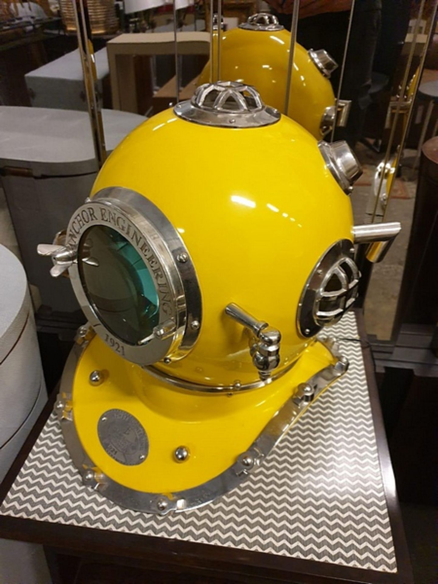 Reproduction Anchor Engineering 1921 Scuba Diving Marine Divers Helmet Deep Sea Chrome Yellow Finish