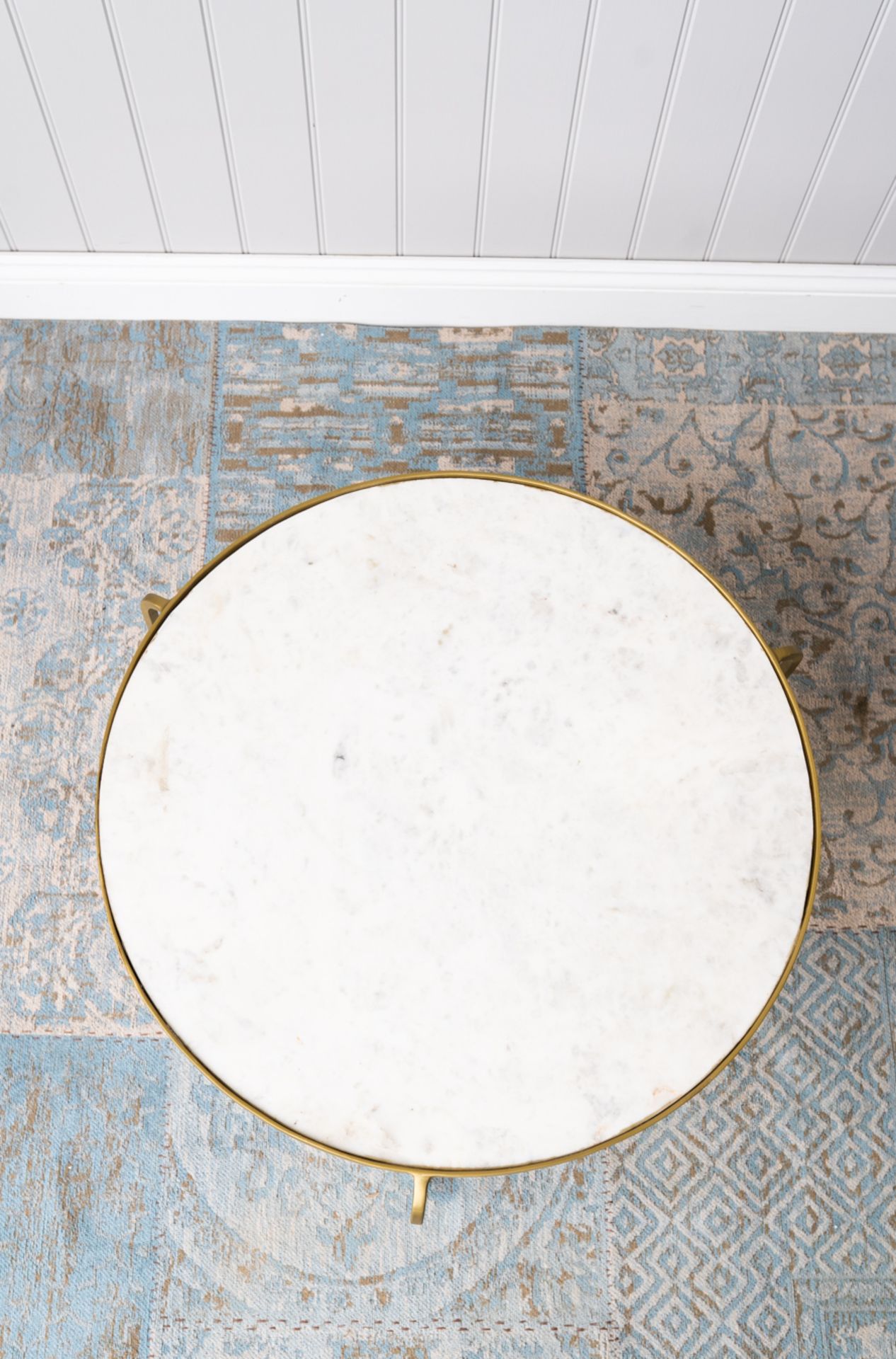 Round Coffee Table - White and Brass: A stunning three legged brass finish coffee table. - Image 2 of 2