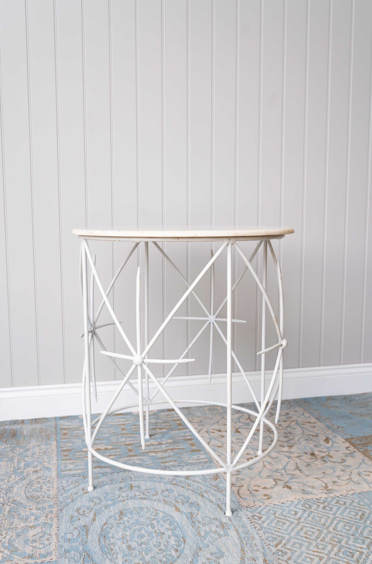 Side Table - White and White Distress: A gorgeous large side table finished in a bright white. - Image 4 of 4