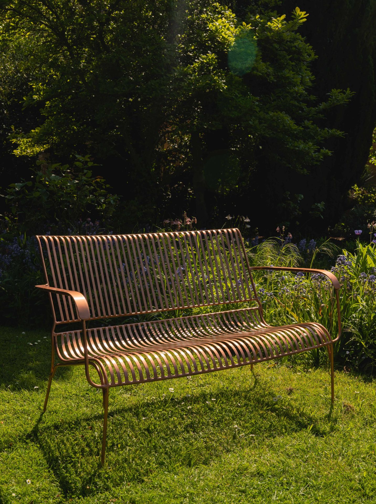 Iron Garden Bench in Copper