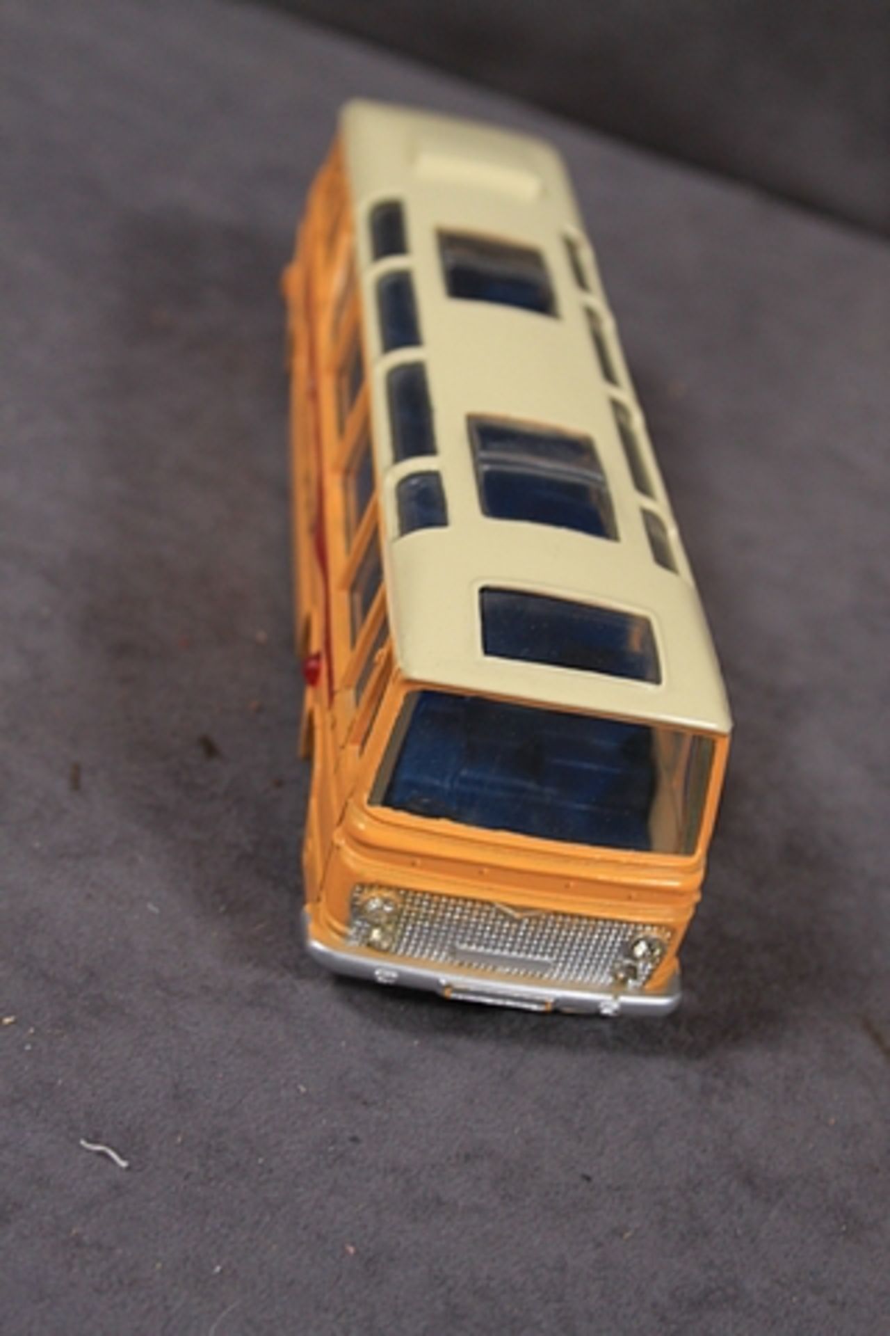 Mint model Dinky Toys diecast #961 Vega Major Luxury Coach Swiss Postal Bus in excellent box - Image 3 of 3