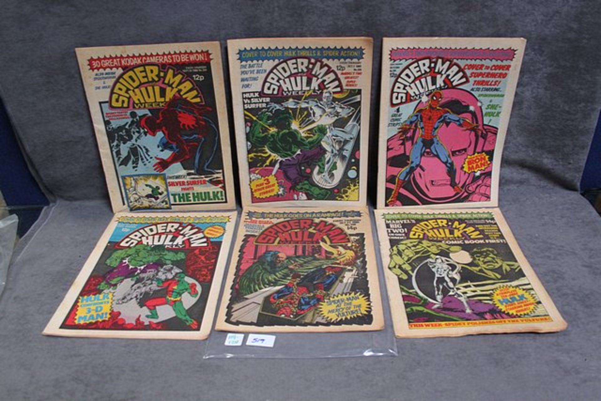 6 x Marvel Comics comprising Spider-Man & Hulk weekly No 394 Spider-Man & Hulk weekly No 395