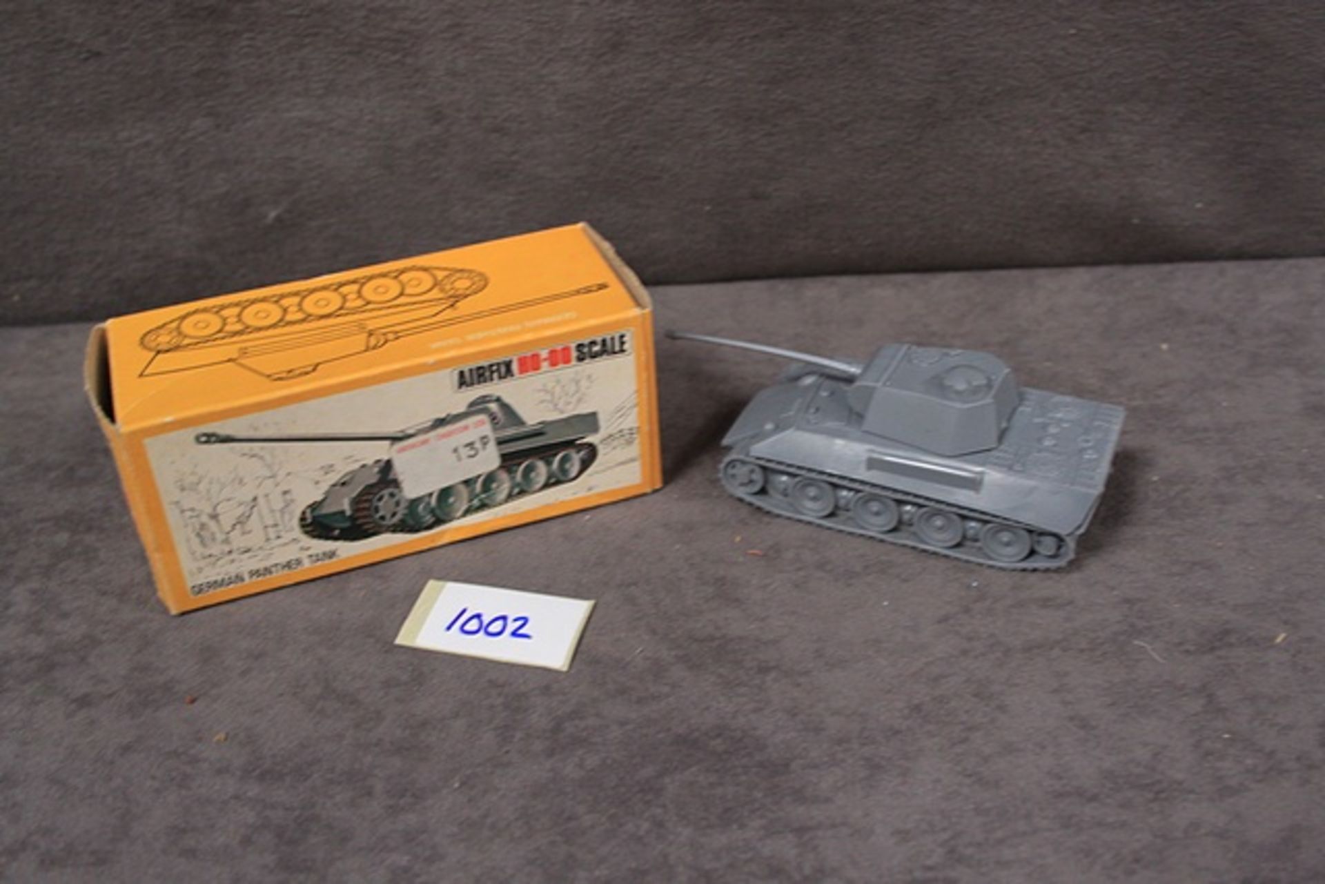 Airfix H0-00 Scale German Panther Tank in an excellent box