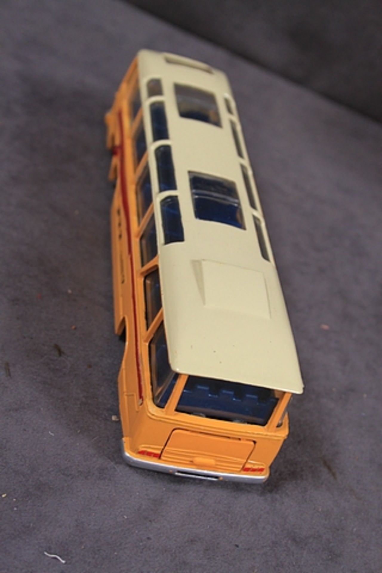 Mint model Dinky Toys diecast #961 Vega Major Luxury Coach Swiss Postal Bus in excellent box