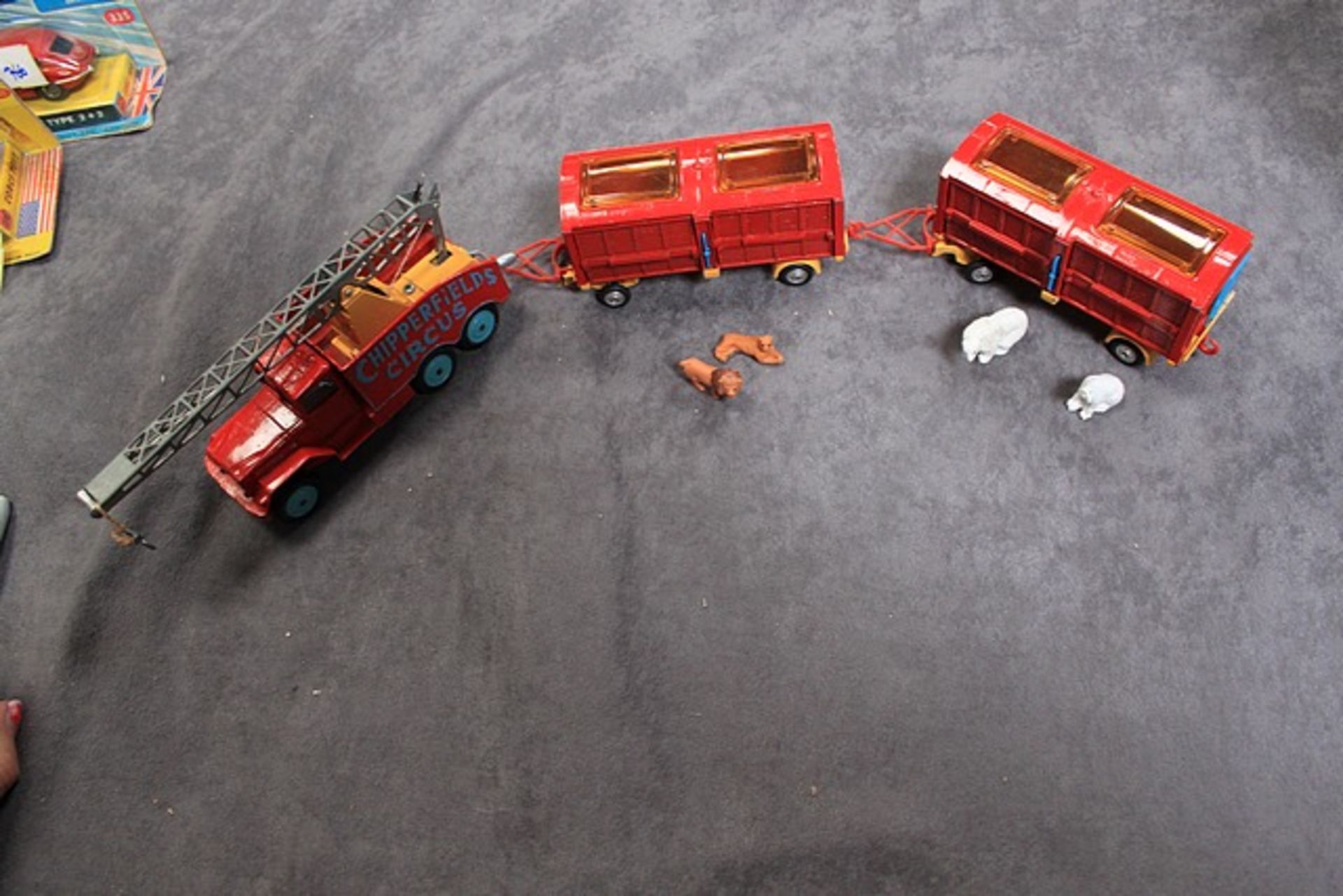 Corgi Toys Diecast Gift Set #23 Chipperfields Circus Set Models Range From Mint To Near Mint - Image 4 of 9