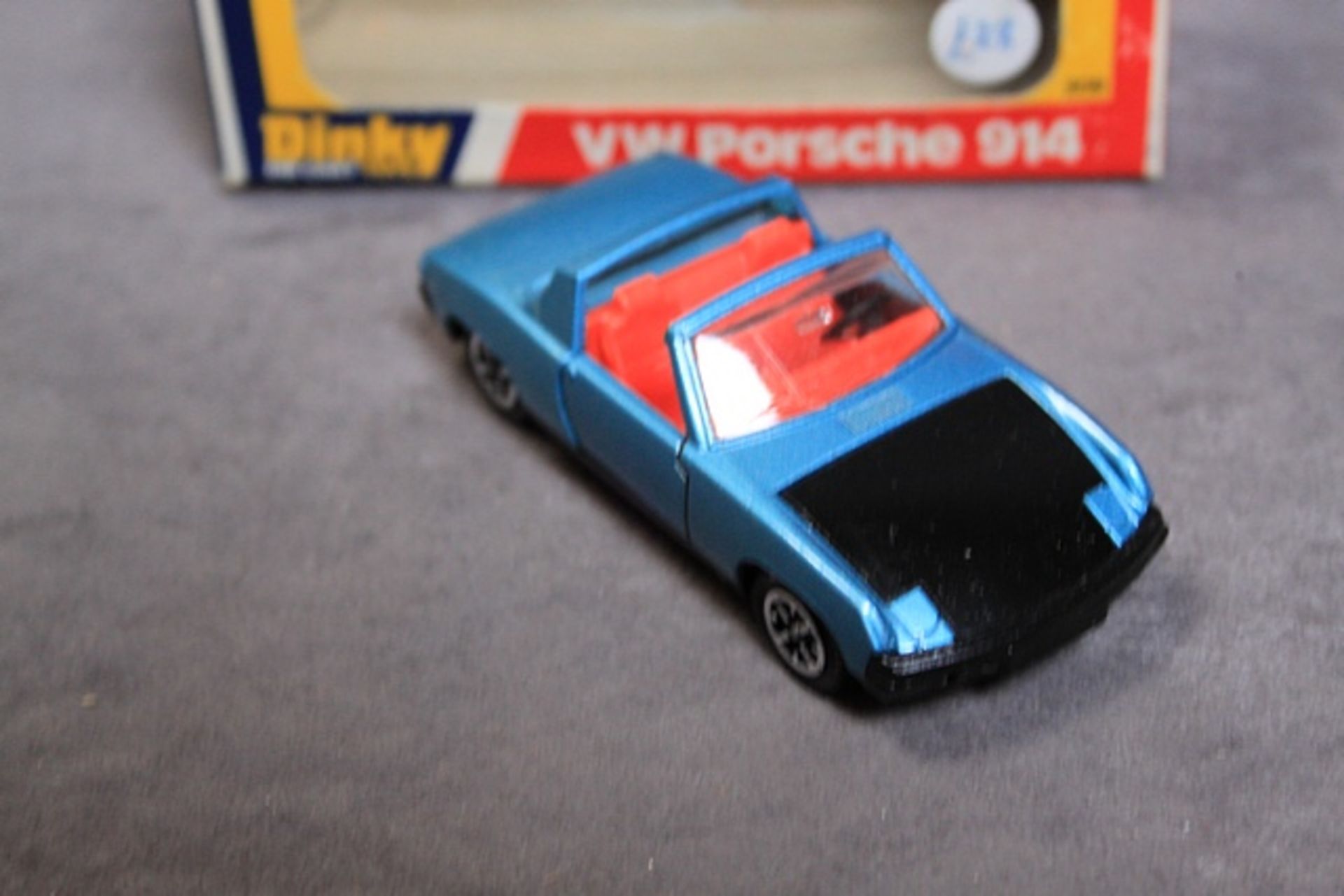 Mint Dinky Diecast #208 VW Porsche 914 Metallic Blue With Black Bonnet Red Interior Speed Wheels In