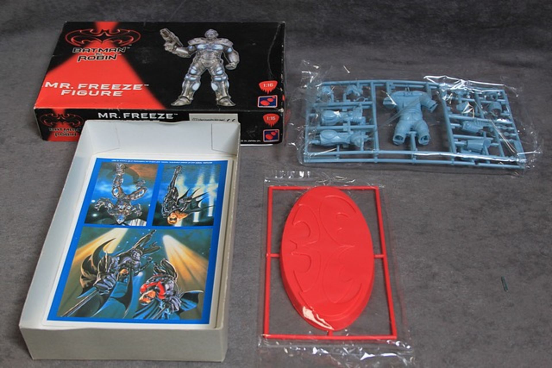 Hasegawa (Japan) 1997 Batman And Robin, Mr. Freeze Figure, Model Kit Still On Sprues1:16 Scale - Image 3 of 3