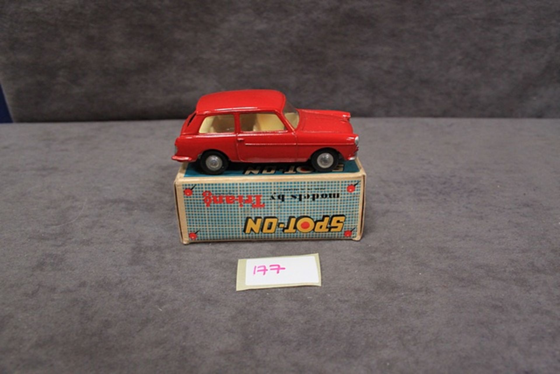 Triang Spot-On #154 Austin A40 in red in box