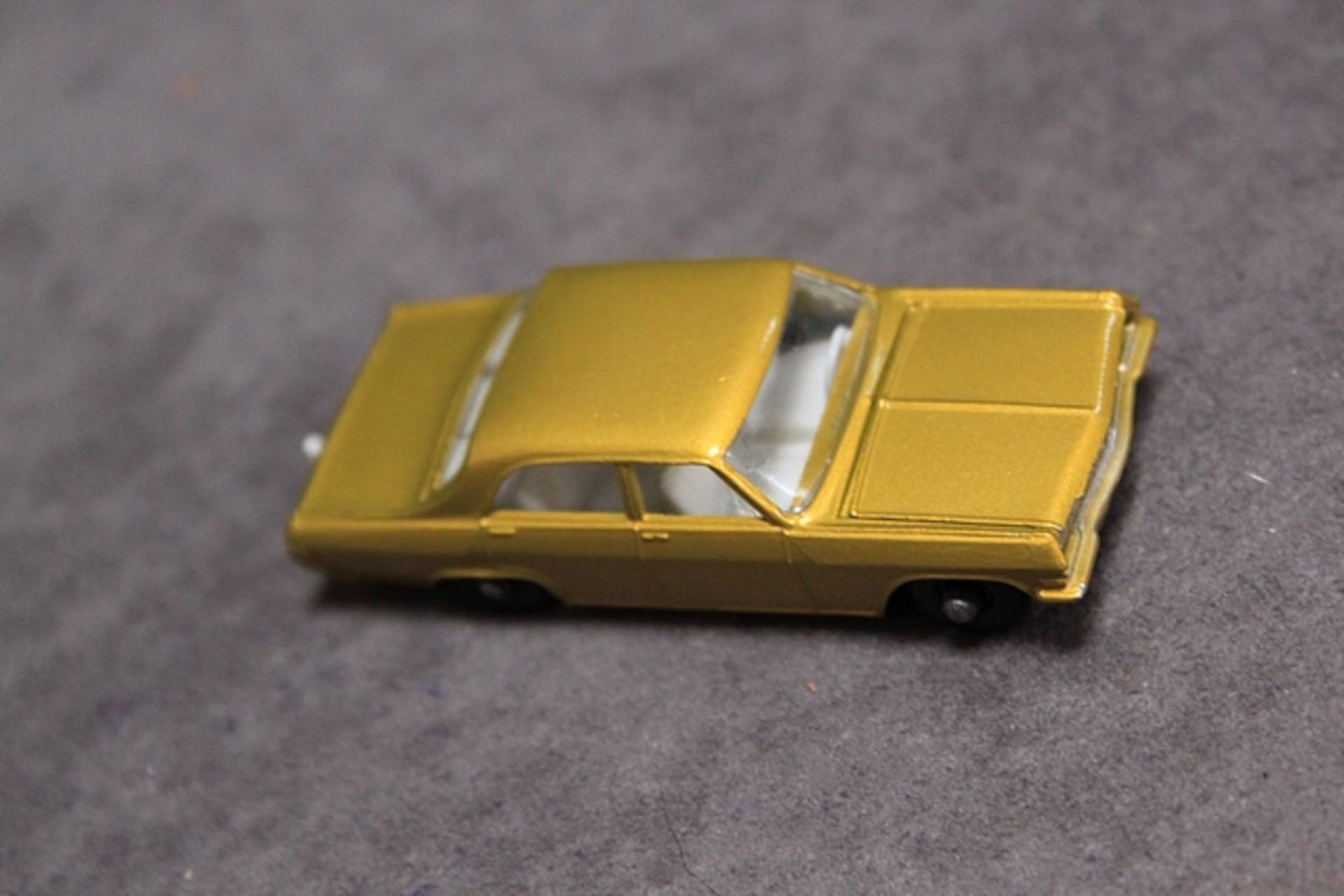 Mint Matchbox Series diecast #36 Opel Diplomat in gold in firm excellent rarer box - Image 3 of 3