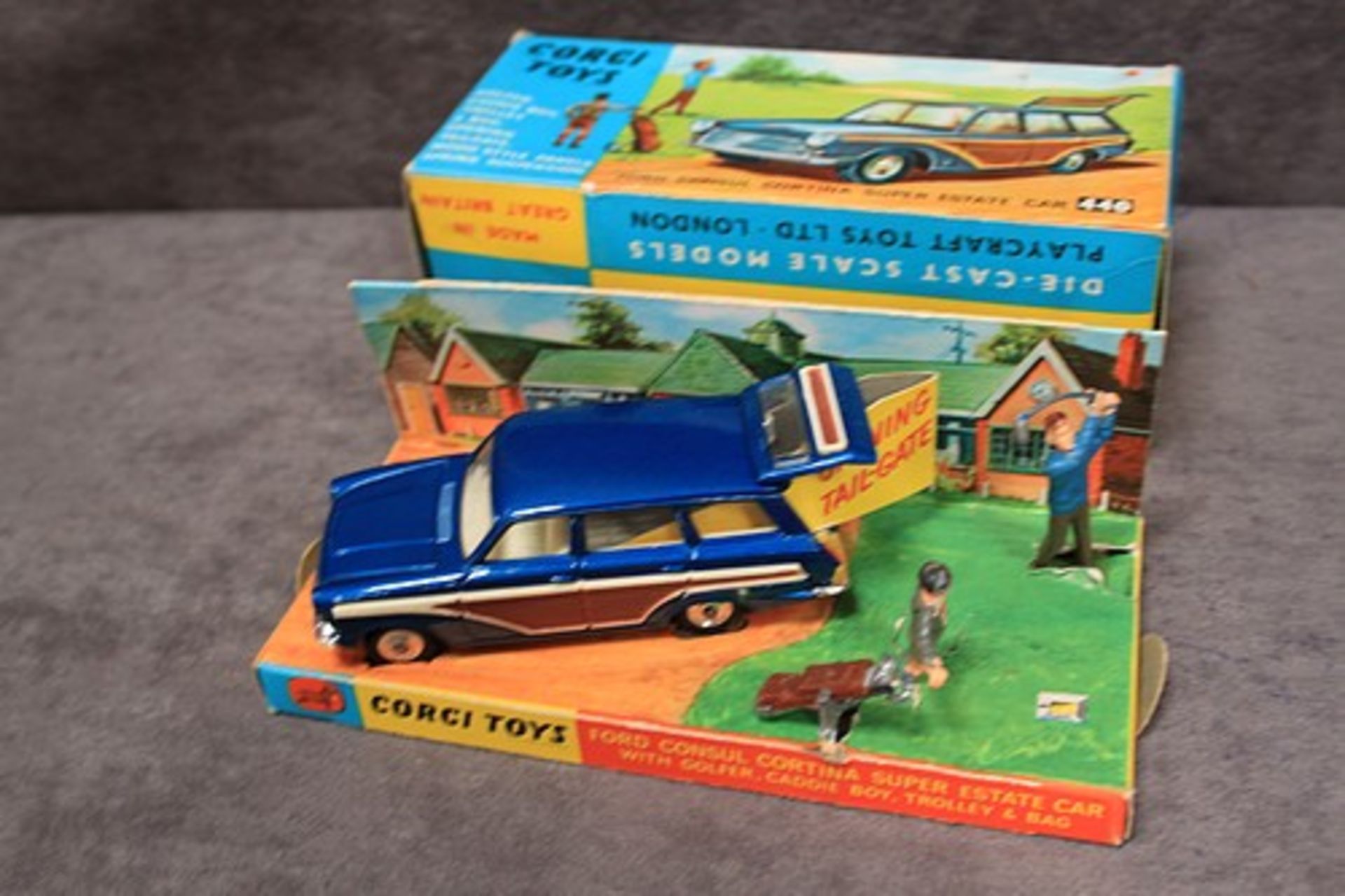 Mint Corgi Toys Diecast #440 Ford Consul Cortina Super Estate Car with golfer Caddie boy, trolley - Image 2 of 2