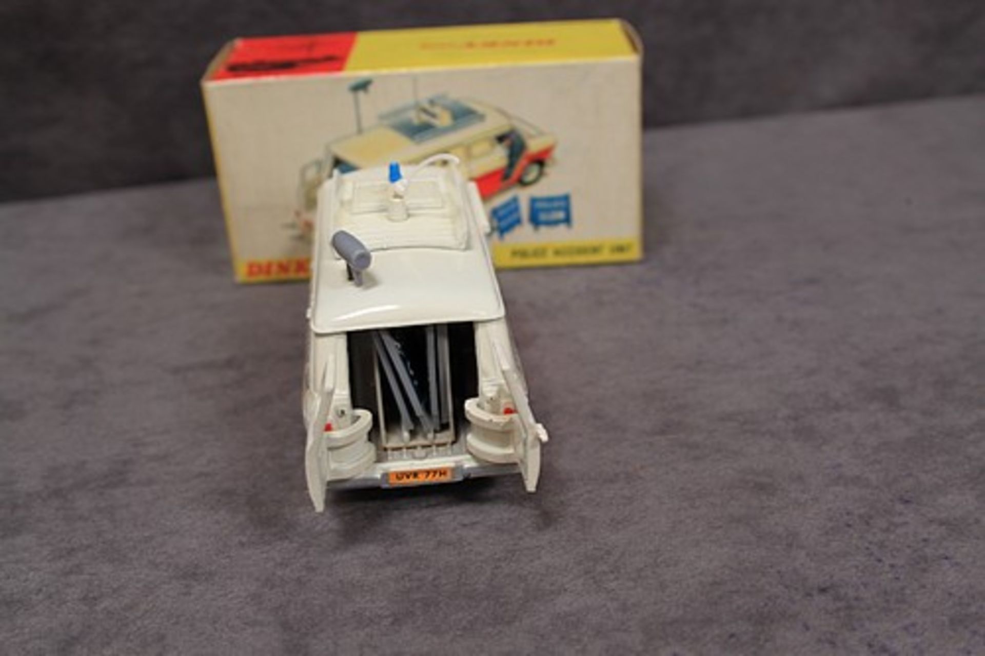 mint Dinky Toys diecast #287 Police Accident Unit in with signs & Cones and inner packaging - Image 2 of 3