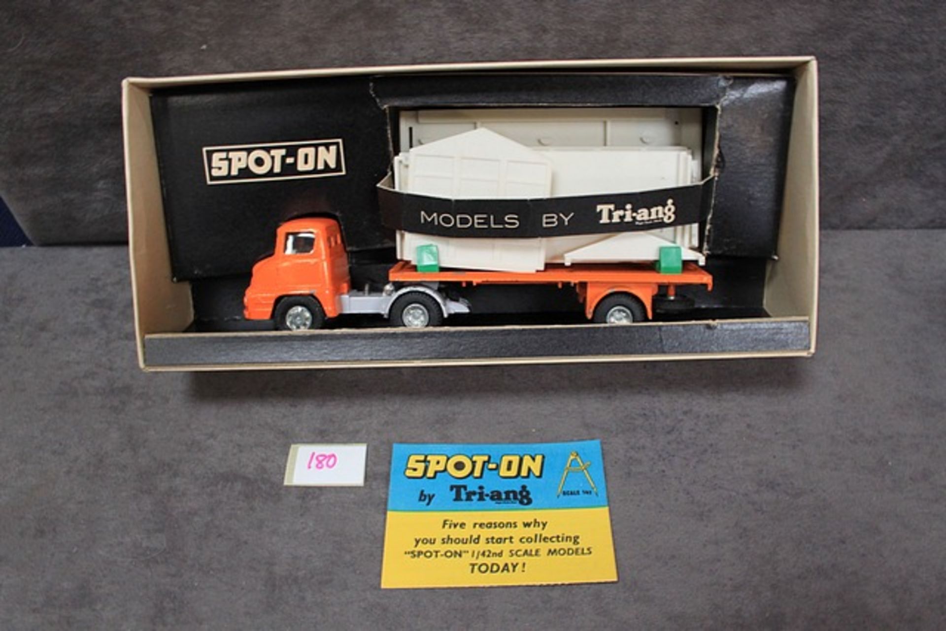 Triang Spot-On #111A/OG Ford Thames Trader with artic Flat Gloat & Garage Kit with leaflet inner - Image 2 of 2