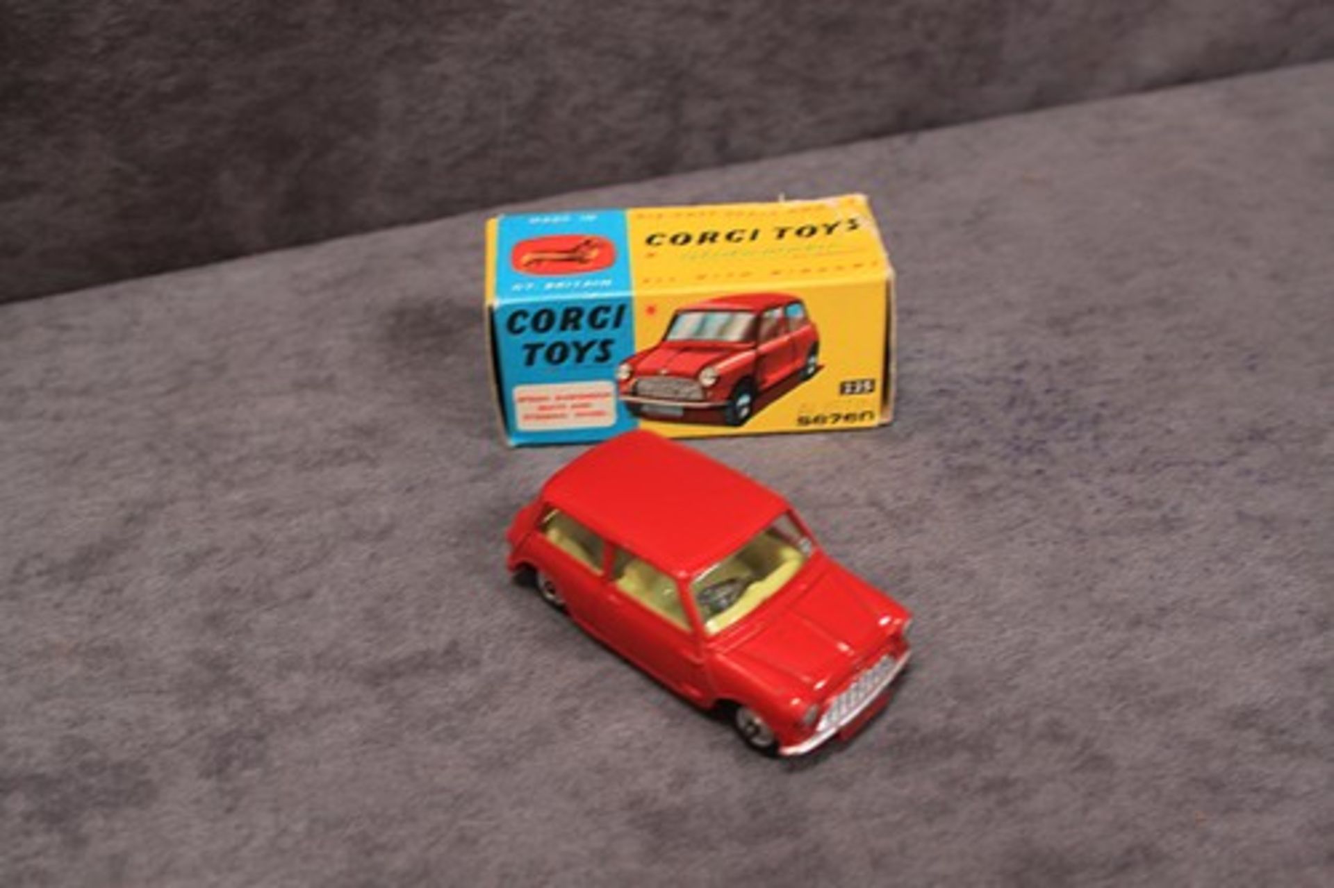 Mint Corgi Toys Diecast #225 Austin Se7en in red in a very good firm box (soeme storage wear) - Image 2 of 2