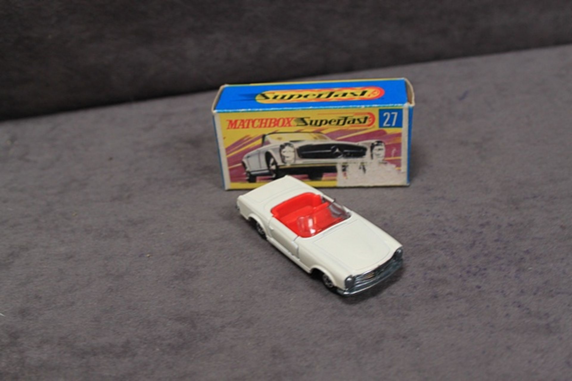 Mint Matchbox Superfast diecast #27 White body red interior and unpainted basein excellent box