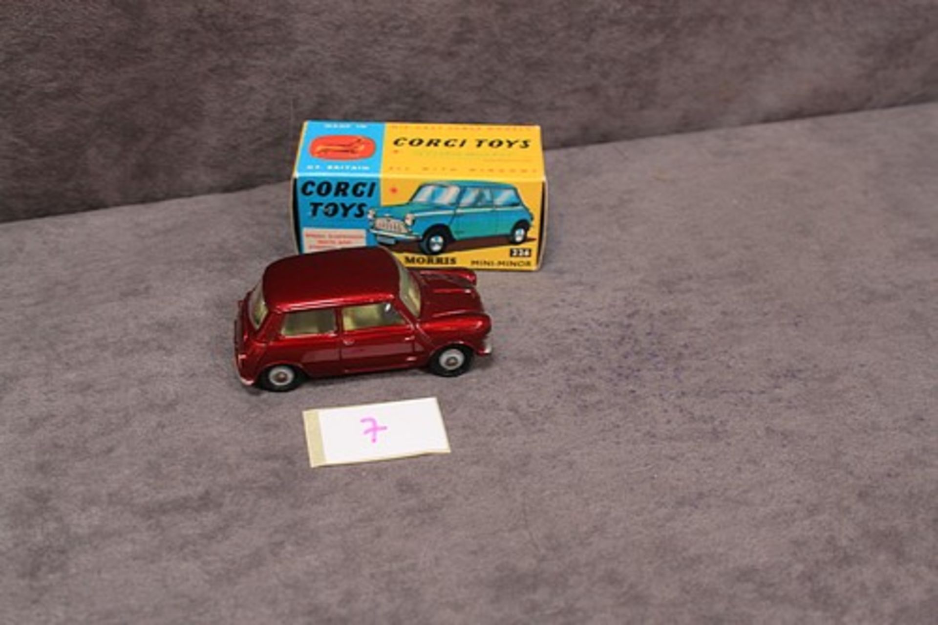 Mint Corgi Toys Diecast #226 Morris Minor in burgundy with leaflet in a mint box - Image 2 of 2