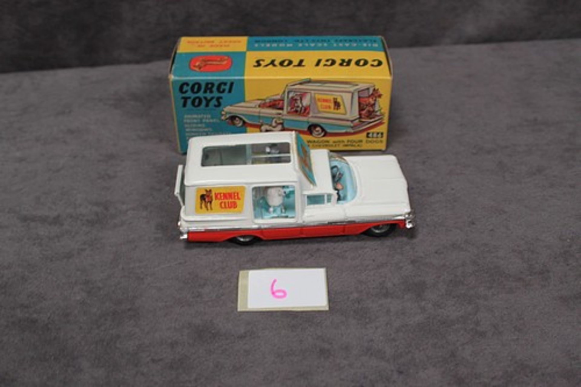 Mint Corgi Toys Diecast #486 Kennel Service Wagon with Four Dogs with leaflet in a firm mint box - Image 2 of 3