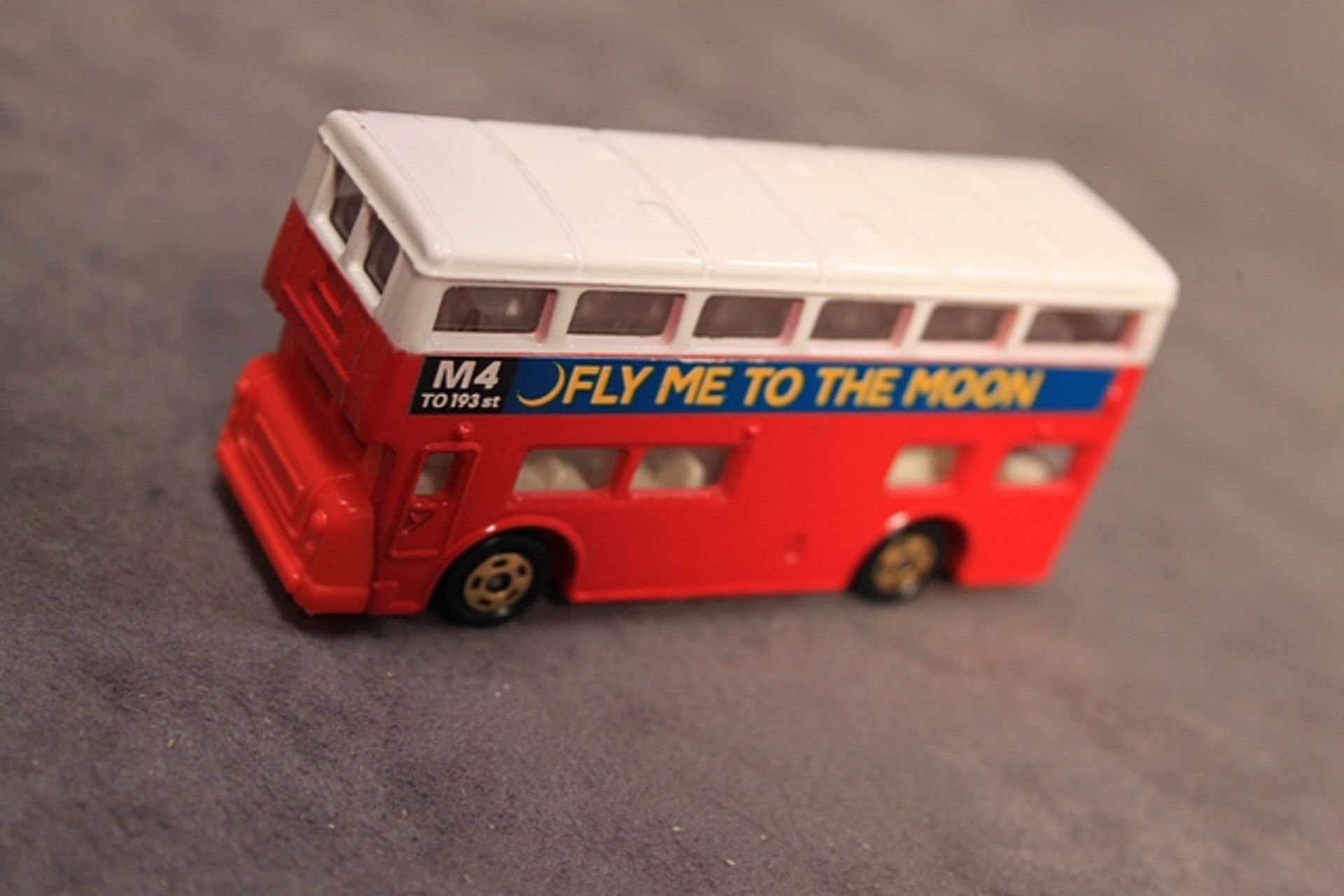 Mint Tomica diecast #F15 London Bus in Red & White with gold wheels (Fly me to the moon)with box - Image 3 of 3