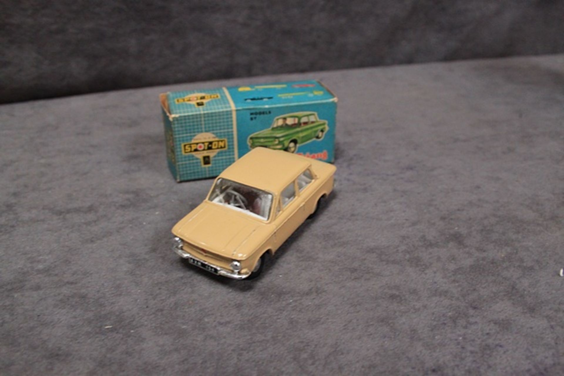 Triang Spot-On #193 NSU Prinz 4 in Beige in box - Image 2 of 3