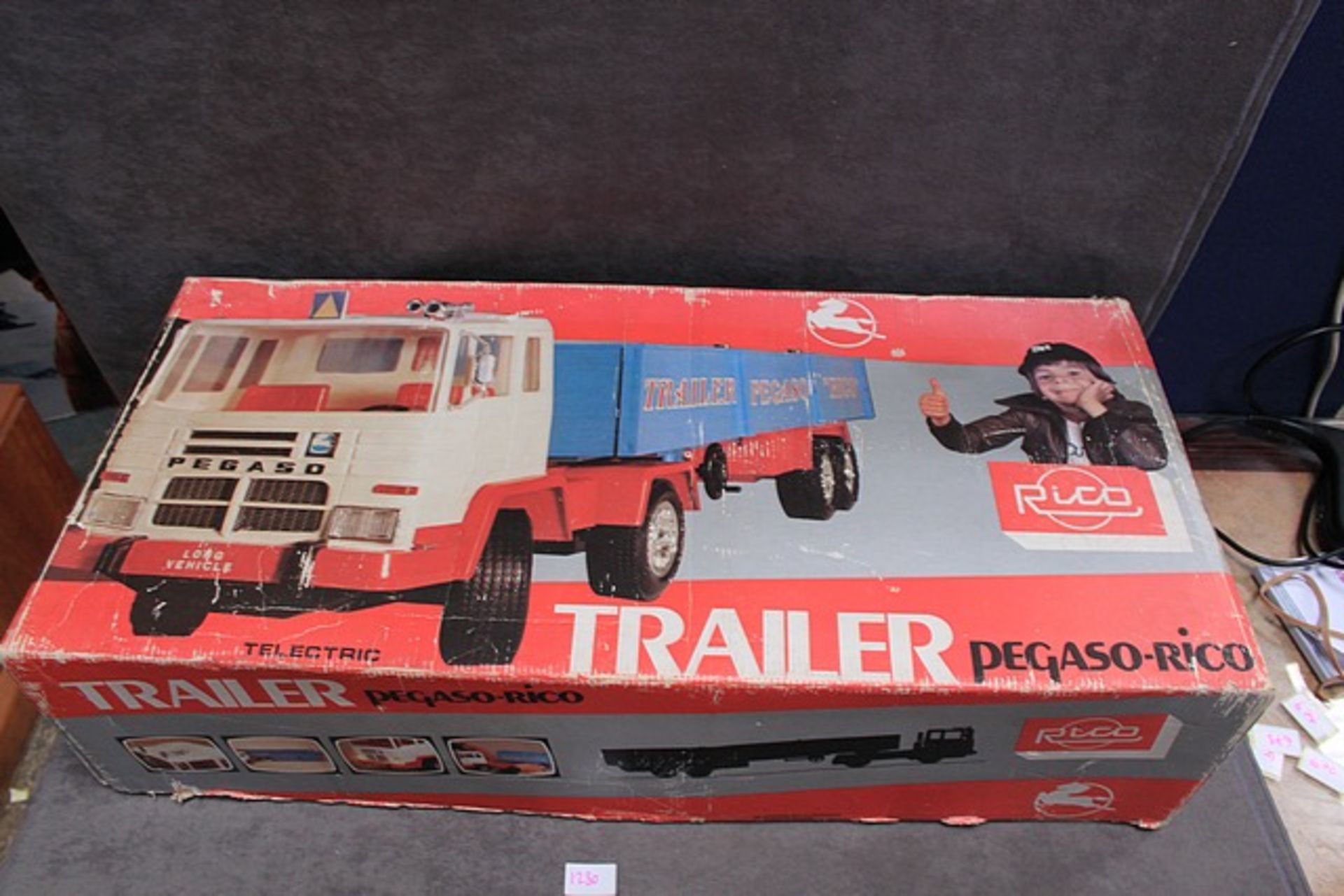 **Amazing** Rare Mint Rico Trailer Pegaso-Rico #121 Telectric with leaflets in box has shelf ware - Image 2 of 3