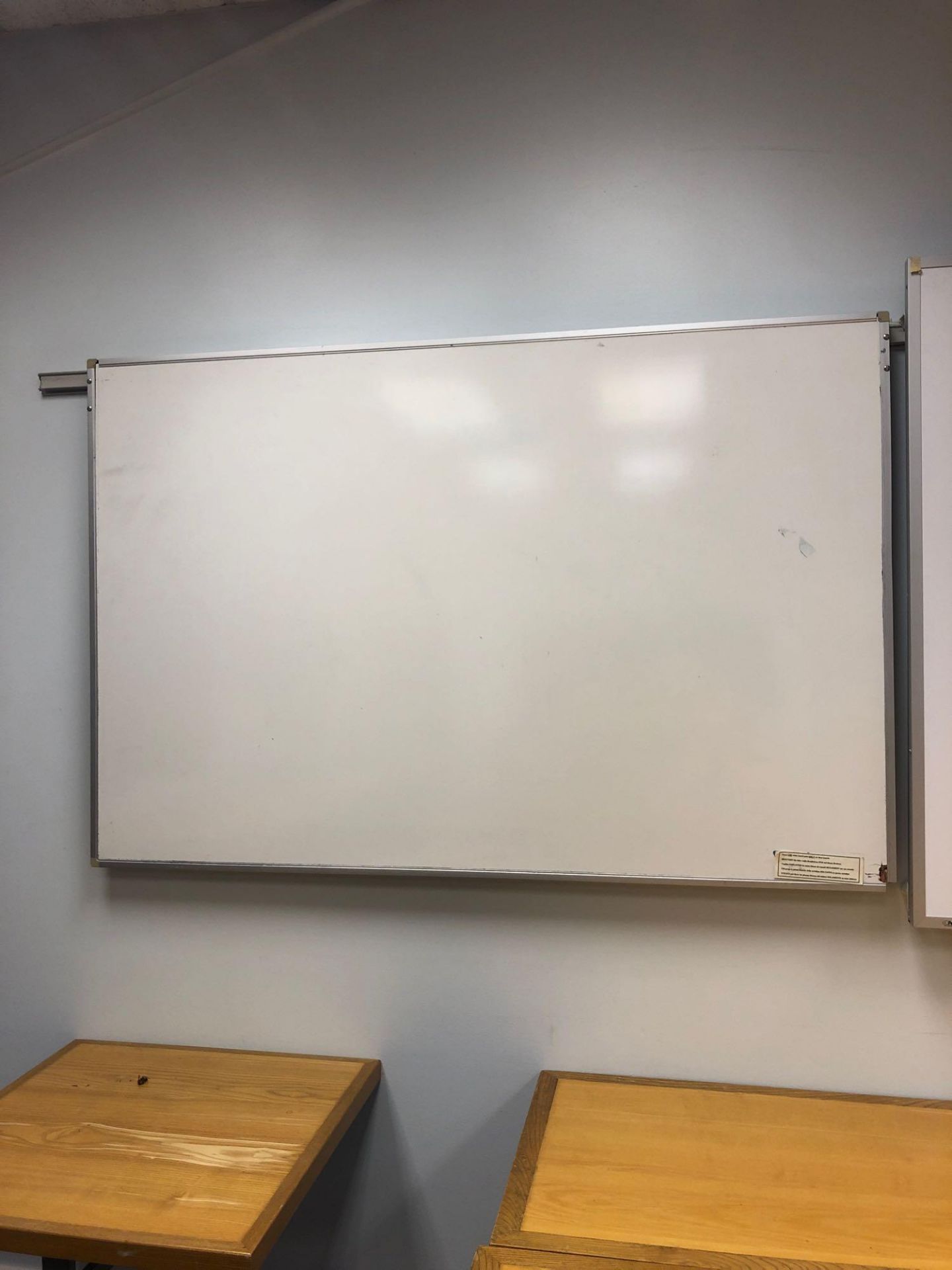 Pendax White Screen 1800 X 1350 Mm One Wall Mounted Whiteboard And One Whiteboard/Flipchart Stand - Image 2 of 3