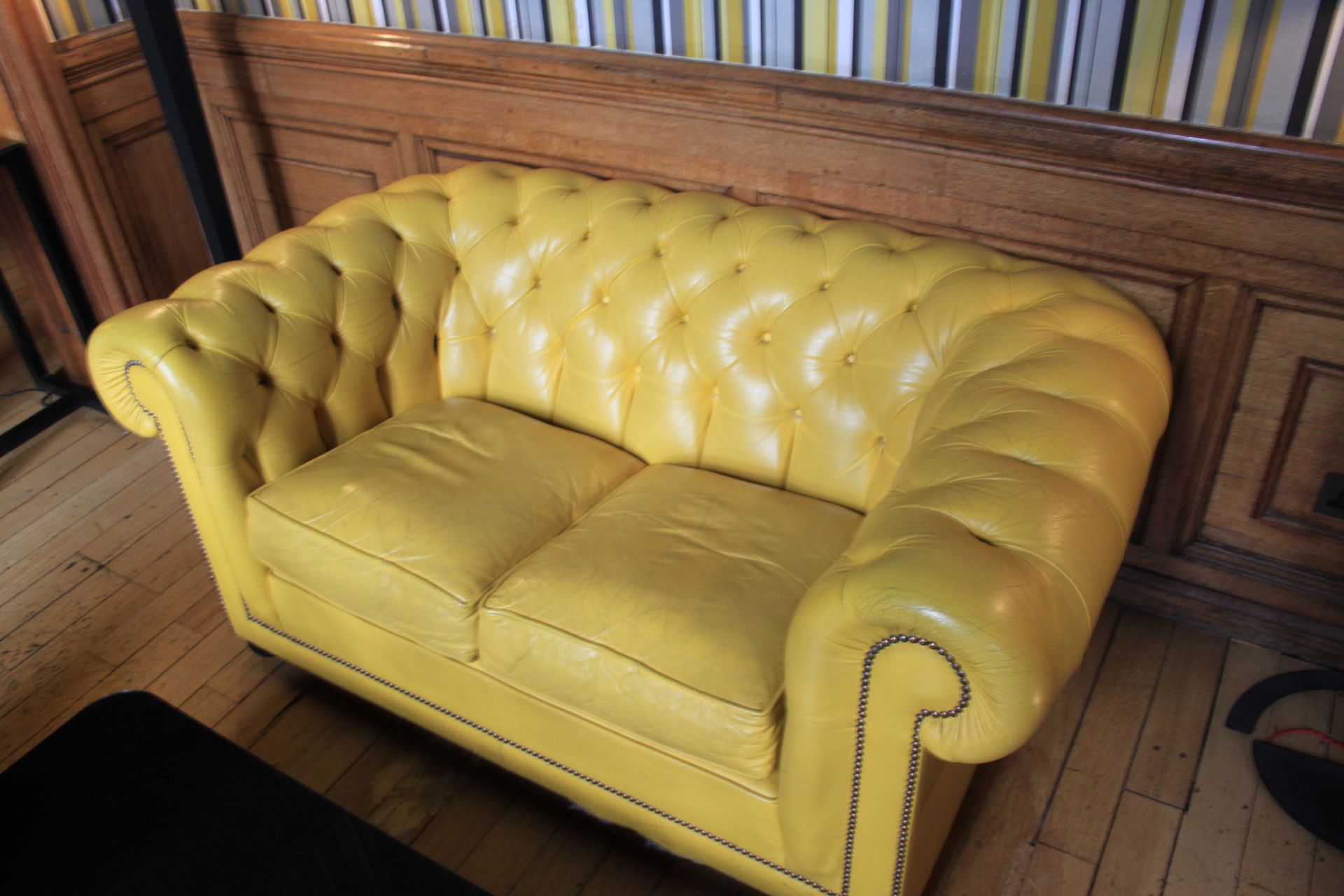 Art Forma Yellow Chesterfield Sofas 160 x 90 x 70cm
