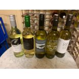 20 x sealed bottles - Castell de Mont Blanc Macabeu Chardonnay 2017 Spain 75cl