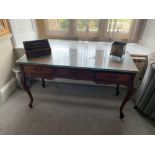 Three Drawer Mahogany Desk Queen Anne Legs 138 x 55 x 80cm