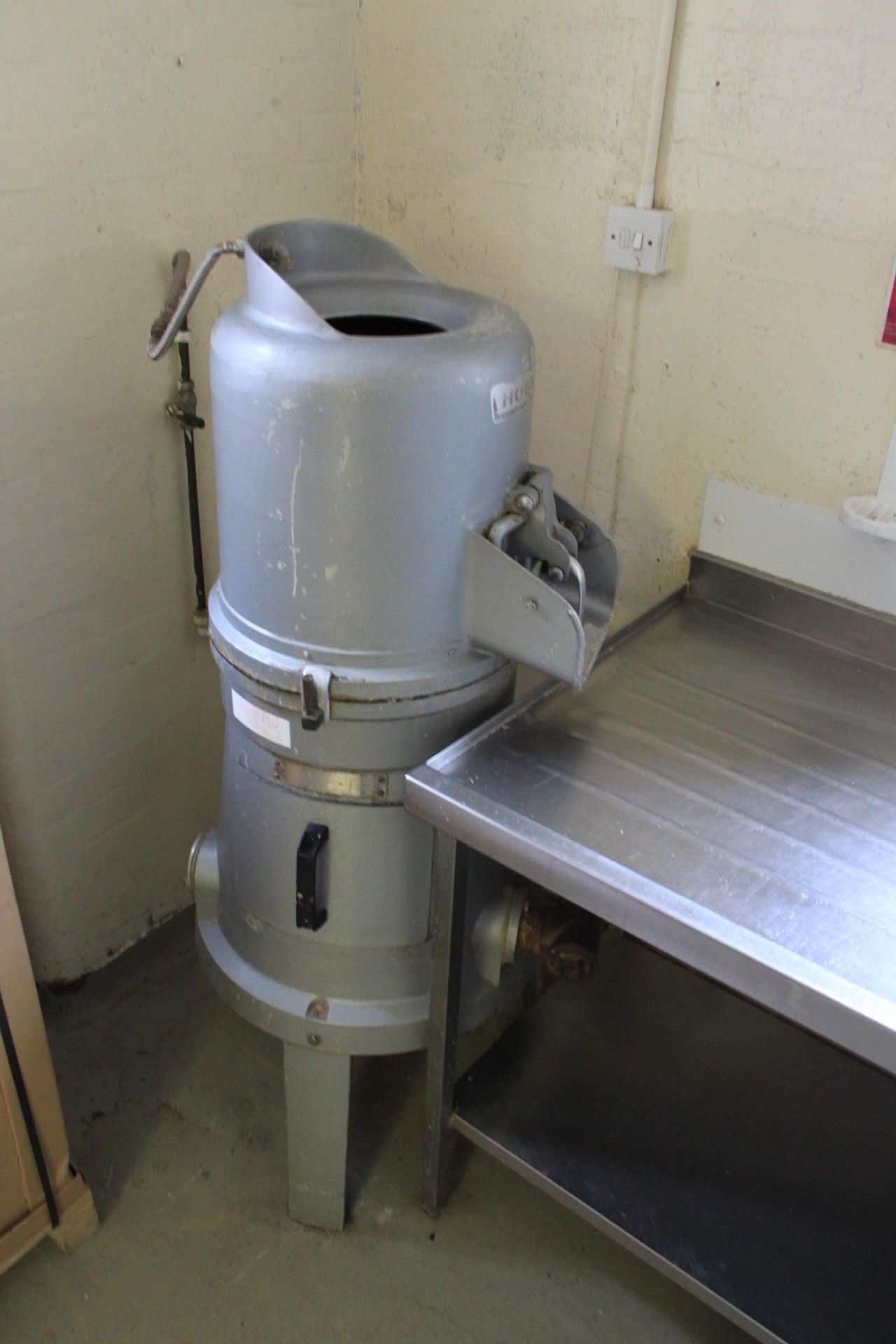 Hobart 13kg Electric Potato Peeler Capacity 50-60 Pounds R 1400mm Tall On Stand 400 Diameter