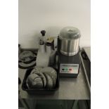 Robot Coupe R301 Ultra Professional Food Processor 3.5 Litre Complete With 6 Blades And Attachment