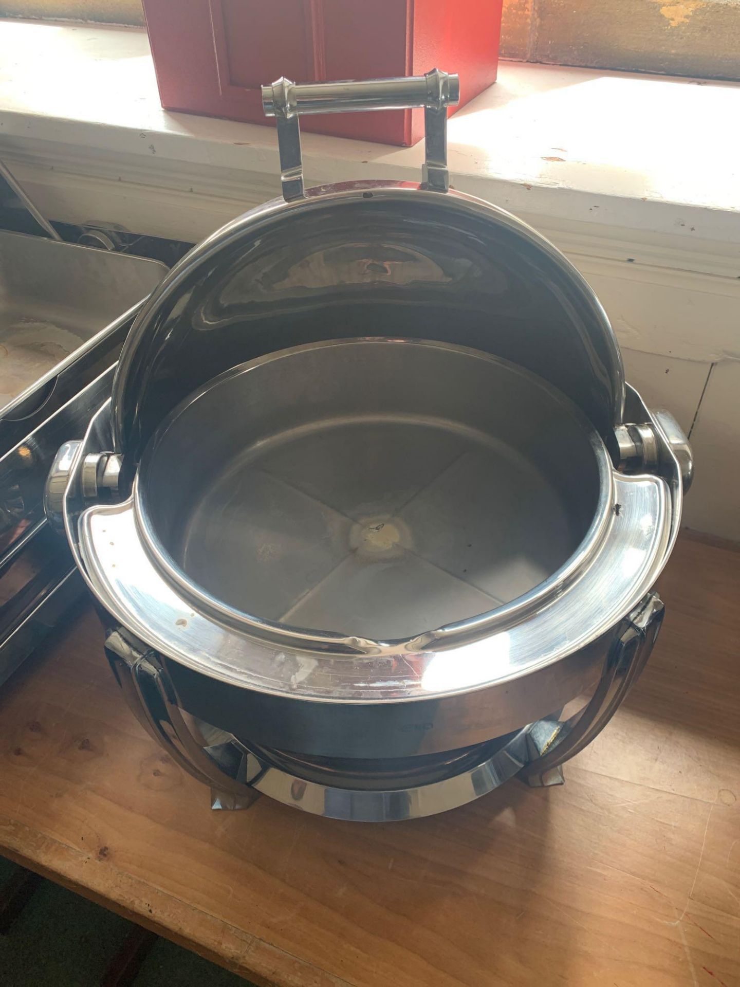 2 x Ella Chafing Pans With Roll Top Lid All Stainless Steel Round 50 cm - Image 3 of 3