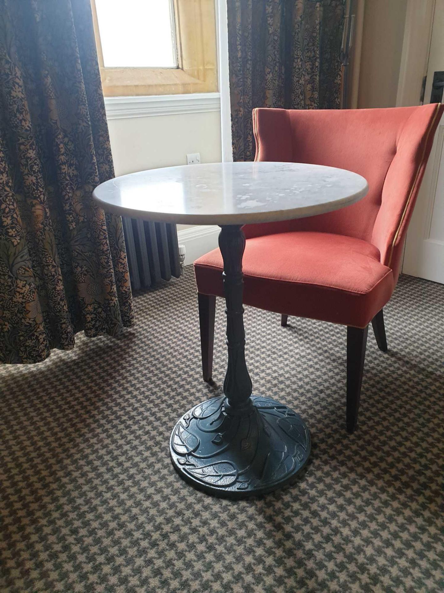 Round Cast Iron Table With White Marble Top The Base Painted Nouveau Table Base In Cast Iron 60 X - Image 2 of 3