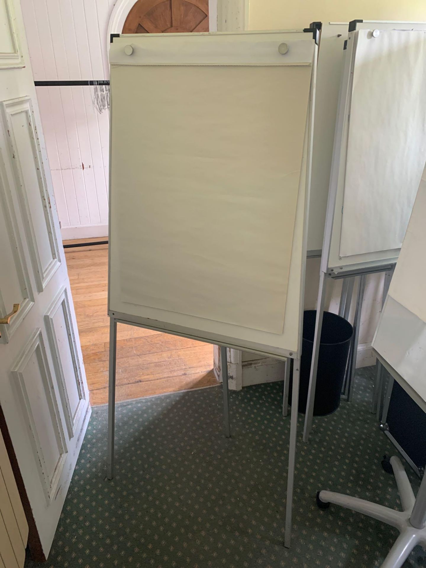 7 x Flipchart Easel Dry Erase Boards Tripod 59 x 172cm - Image 2 of 3