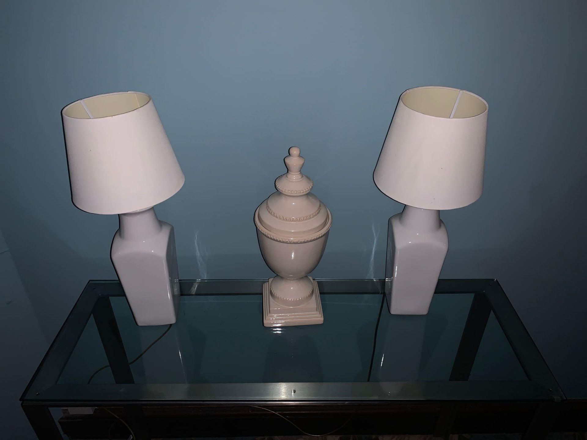A Pair Of White Ceramic Table Lamps And A Ceramic Urn 60cm - Image 2 of 2
