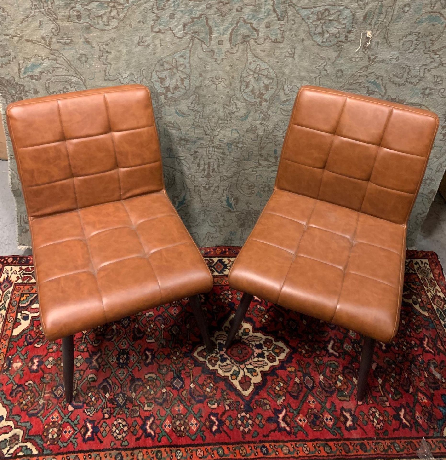 A set of 4 x Barca dinging chairs Brown With cushioned and tufted upholstery, four round and tapered - Image 4 of 4