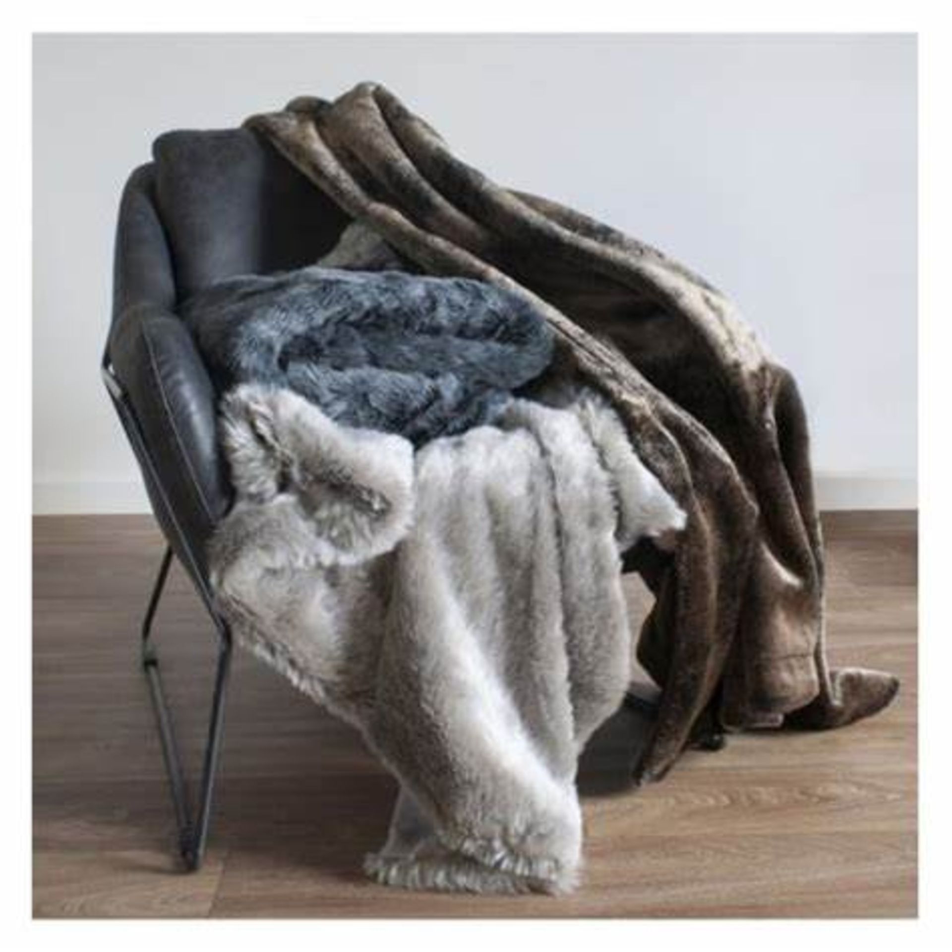 Flannel Fleece Throw Chilli Kilburn and Scott Super soft flannel fleece throw fits perfectly as an