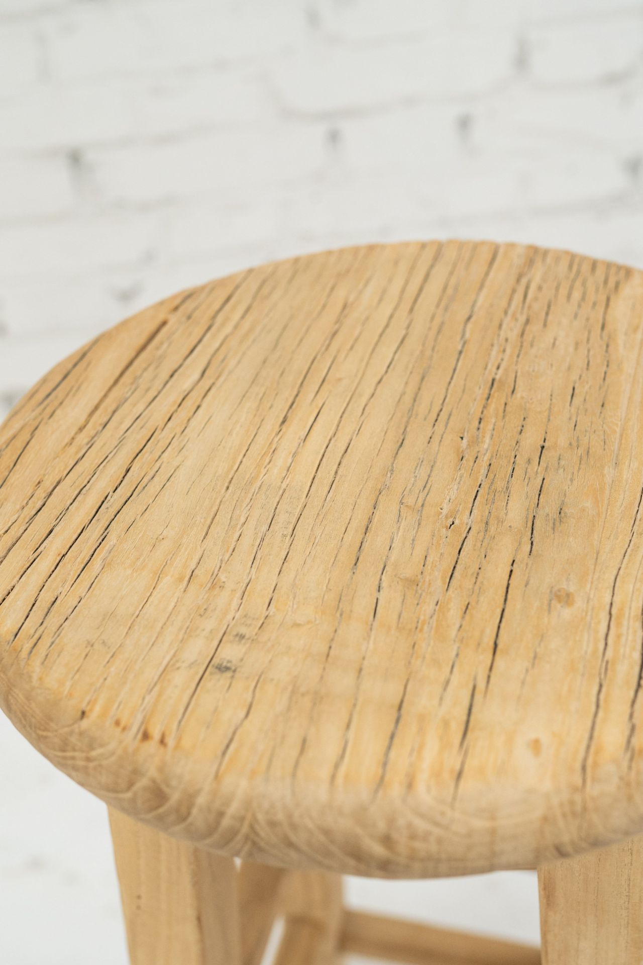 2 x Tall Elm Stool: Stunning wooden bar stools from the Heibei provence of China. - Image 5 of 5