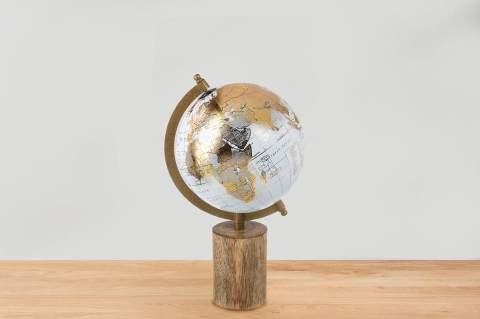 Globe on Wood Base White & Gold 300x100mm (5011745895856)