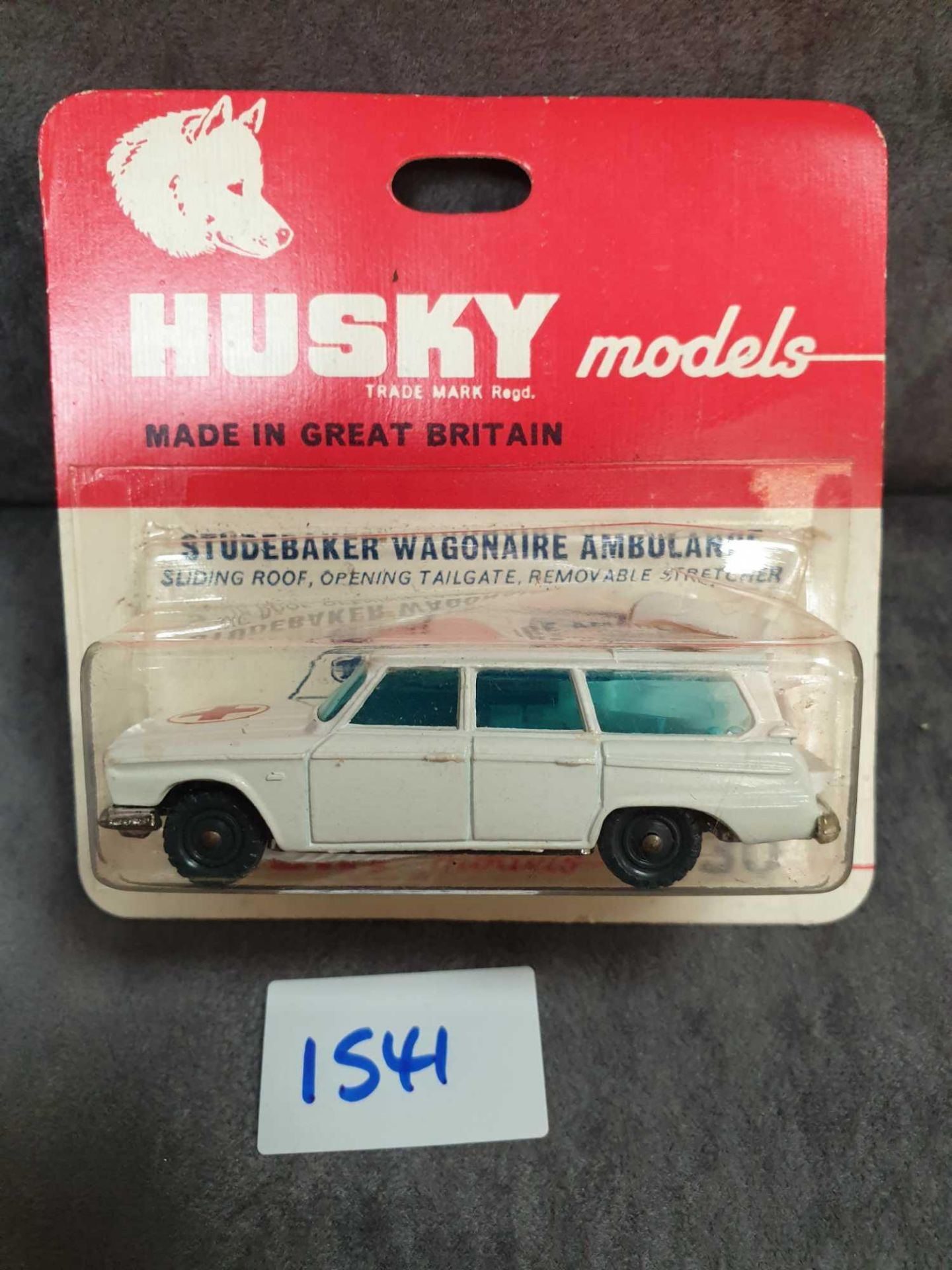 Husky Models Diecast #30 Studebaker Wagonaire Ambulance With Sliding Roof Opening Tailgate And