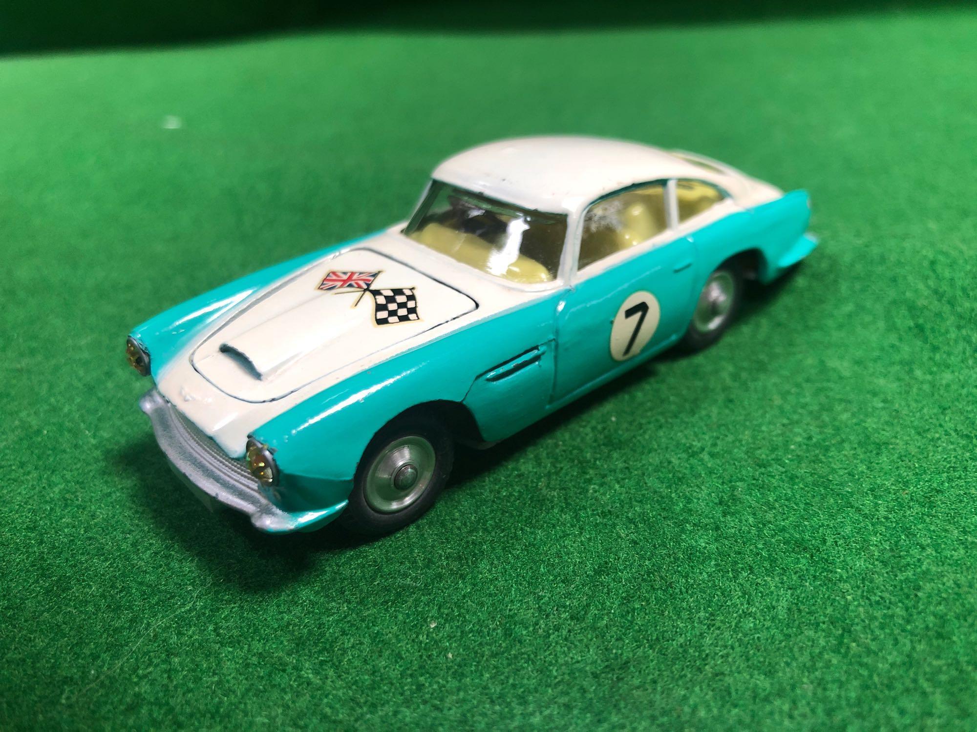 Corgi 309 ASTON MARTIN DB4 RALLY Car With Racing Number Seven And Flags On Bonnet No Box - Image 2 of 3