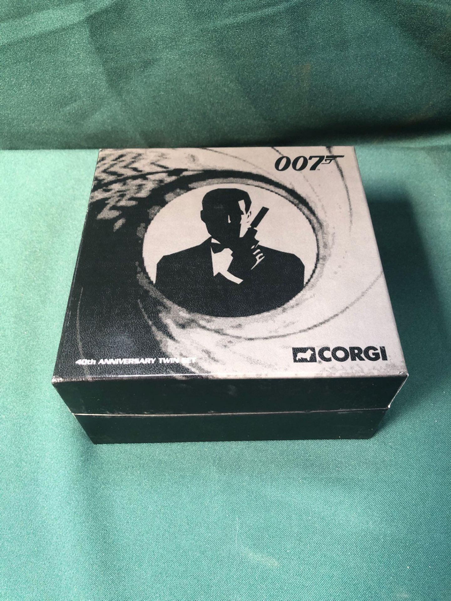 Corgi Collectables CC99171 James Bond 40th Anniversary Twin Set James Bond 007 Die Another Day Aston - Image 3 of 3